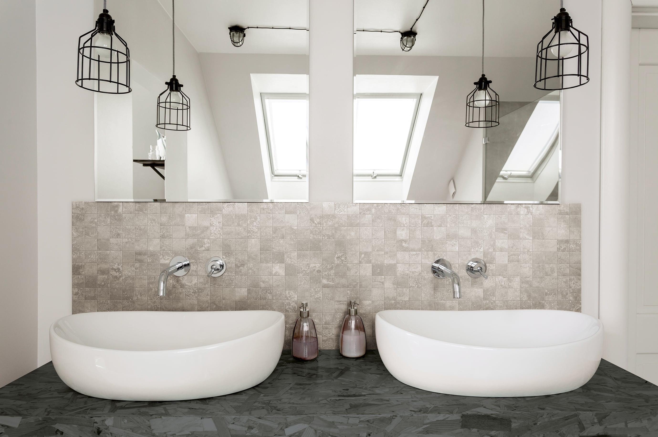 Core 2x2 Matte Porcelain Mesh Mosaic Tile in Light Grey