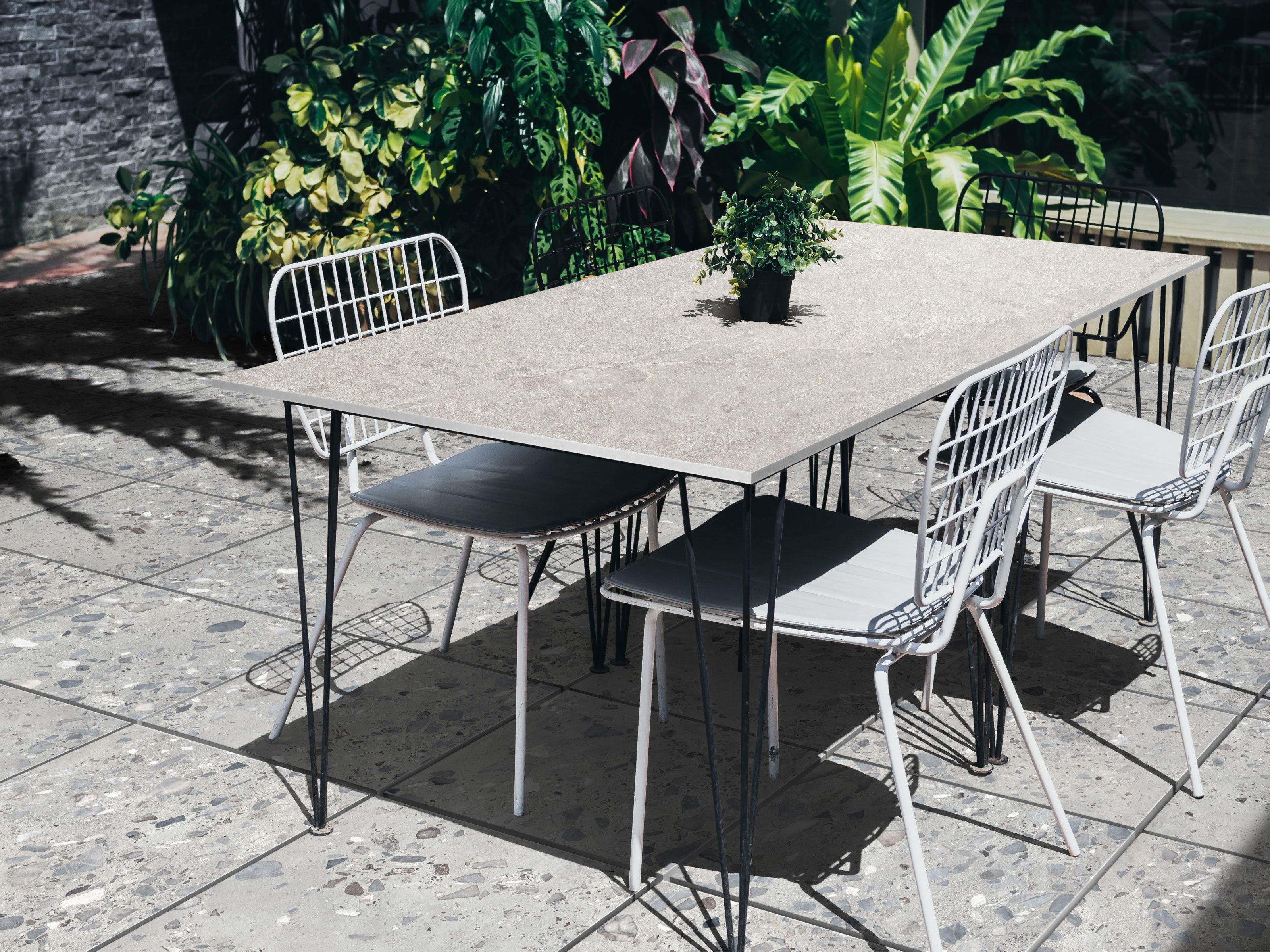 Earthen 24x24 Grip Porcelain 2CM Paver in Cobblestone – MILE®stone